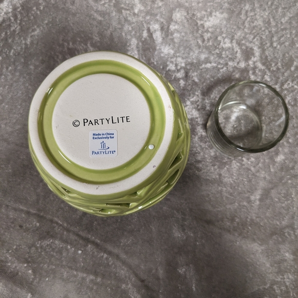 PartyLite Lime Ceramic Candle Holder - Picture 6 of 6